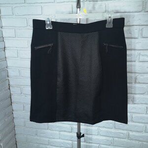 Le Grenier Ladies Size Medium Black Quilted Look Panel Pull On Style Skirt